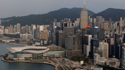 Covid-19: Hong Kong suspenderá quarentena em hotel a partir do dia 26 - Imagem: reprodução grupo bom dia