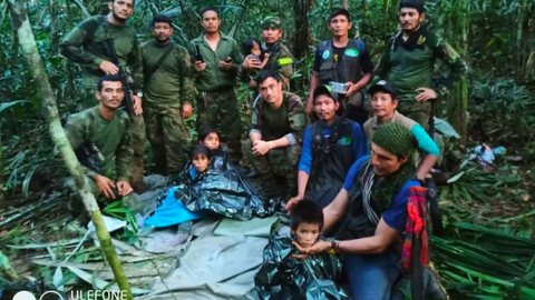 Crianças que sofreram acidente aéreo na Colômbia são encontradas com vida após 40 dias - Imagem: reprodução Twitter