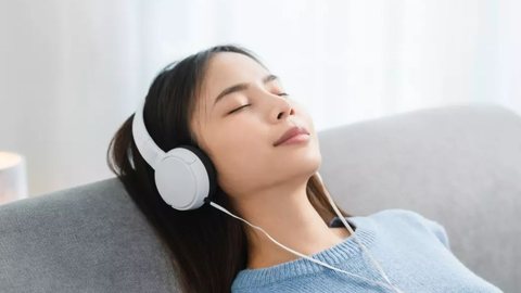 Entenda as diferentes correntes sobre a apreciação musical entre os cristãos e suas justificativas. - Imagem: Reprodução | Freepik