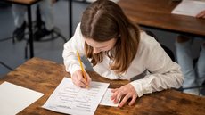 As inscrições para o simulado são gratuitas e podem ser feitas até 14 de agosto - Imagem: Reprodução / Freepik