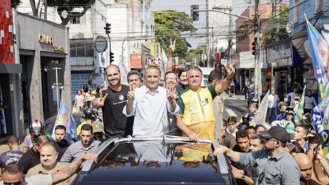 Candidato do PL em São José dos Campos é chamado de oportunista durante carreata com o ex-presidente Bolsonaro - Imagem: Reprodução | Instagram - @eduardocuryoficial