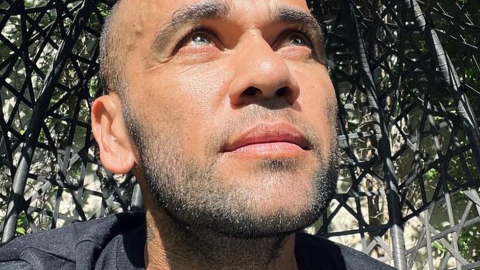 Daniel Alves mudou versão do estupro mais uma vez - Imagem: reprodução Instagram