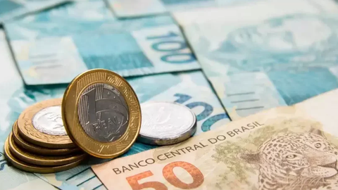 Novo piso nacional sobe no primeiro mês para os trabalhadores - Imagem: Reprodução