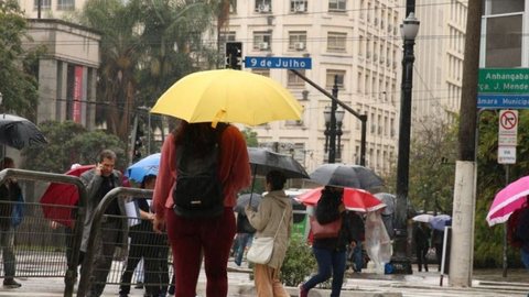 A Defesa Civil recomenda atenção redobrada para possíveis transtornos causados pela mudança climática no estado - Imagem: Reprodução/ Rovena Rosa/ Agência Brasil