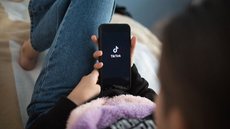 Recomendações incluem proibição do uso de redes sociais por menores de 15 anos e toque de recolher para jovens entre 15 e 18 anos - Imagem: Reprodução/Redes Sociais