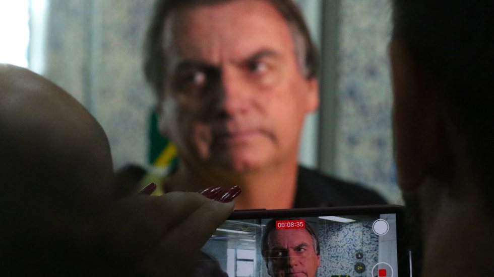 Bolsonaro vai à sede da PF para prestar depoimento sobre suposto golpe; confira - Imagem: reprodução Fotos Públicas