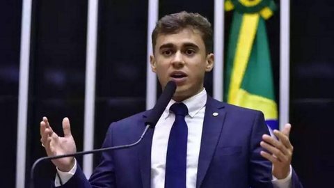 Nikolas Ferreira afirma que repercussão envolvendo Neymar influenciou adiamento do PL da Misoginia na Câmara. - Imagem: Reprodução