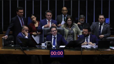Sessão da Câmara dos Deputados - Imagem: Reprodução / Agência Brasil / Lula Marques