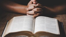 Deputados paulistas e a política com espiritualidade - Imagem: Reprodução/Freepik