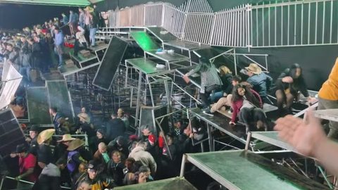 Estrutura do evento foi interditada após vistoria, e todos os feridos receberam atendimento médico - Imagem: Redes Sociais