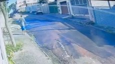 Caso destaca os perigos de falhas na infraestrutura urbana e está sendo investigado pelas autoridades competentes - Imagem: Reprodução