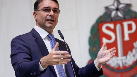 Anúncio deve ocorrer antes das convenções partidárias e envolve articulações internas no PL - Imagem: Reprodução