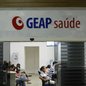 Beneficiários da GEAP enfrentam cancelamentos de consultas e cirurgias, gerando angústia e incerteza na saúde - Foto: Reprodução