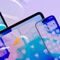 Com efeitos de transparência e profundidade, o Liquid Glass traz uma nova dinâmica à navegação no iPhone - Foto: Reprodução