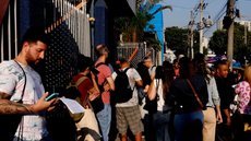 Expectativa de grande entrada de novos servidores em 2026, com foco em concursos já autorizados e lotação organizada para os convocados - Imagem: Reprodução/Tânia Rêgo/Agência Brasil