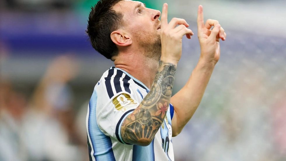 Sábado de Copa: Messi, Haaland e Kane disputam vagas nas semifinais