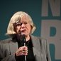 Ann Widdecombe, ex-deputada e figura pública, teve uma carreira política significativa, mas sua morte está sendo tratada como crime comum - Foto: Reprodução/X @bbc