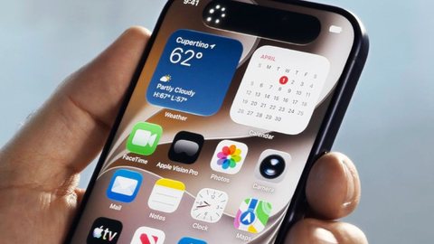 Descubra como o Hold Assist da Apple permite que você use seu iPhone enquanto aguarda atendimento, eliminando a frustração das músicas de espera - Foto: Reprodução
