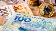 Brasil está entre os 10 países com mais desvalorização na moeda em 2024 - Imagem: Reprodução / Freepik