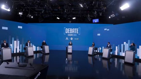 Devido a histórico de agressões, debate na TV Record contará com copos de acrílico por segurança - Imagem: Reprodução / SBT / Lourival Ribeiro e Rogério Pallatta