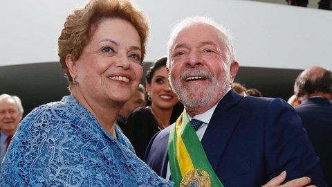 Dilma faz reunião com ministros dos Brics com objetivo de assumir presidência de banco - Imagem: reprodução Instagram @dilmarousseff