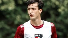 Juan Dinenno passa por artroscopia - Foto: Rubens Chiri / São Paulo FC