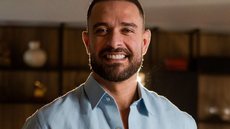 Diogo Nogueira deve seguir repouso vocal absoluto e ainda não há previsão para seu retorno aos palcos após a internação - Imagem: Reprodução/Luiza Barreto/Globo