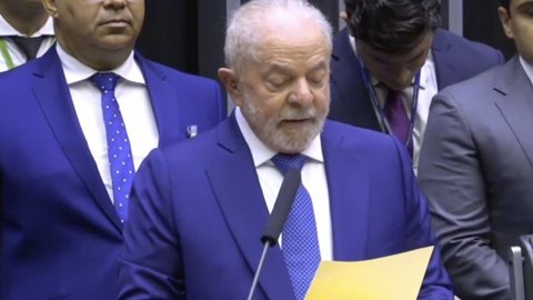 Luiz Inácio Lula da Silva (PT) tomou posse de seu terceiro mandato como presidente da República neste domingo (1˚) em Brasília (DF) - Imagem: reprodução/Twitter @AgenciaTelam
