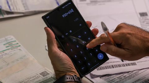 Nesta terça-feira, consumidores podem renegociar dívidas com até 99% de desconto em mais de 6 mil agências dos Correios - Imagem: Reprodução / Joedson Alves / Agencia Brasil