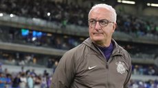 Dorival Júnior em Cruzeiro x Corinthians - Foto: Gilson Lobo/AGIF