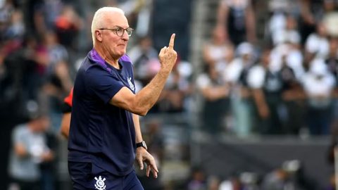 Dorival Júnior em Corinthians x Botafogo - Foto: Marcos Ribolli