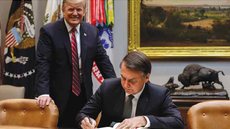 Donald Trump e Jair Bolsonaro - Imagem: Divulgação / Alan Santos/PR