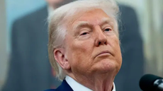 Política de vistos mais rígida é marca registrada da gestão de Donald Trump - Imagem: Reprodução | BBC News