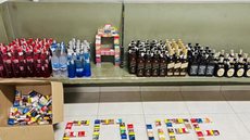 Dupla é detida em flagrante após roubo de R$ 20 mil em uísque e vodca - imagem: Divulgação / Polícia Militar
