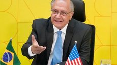 O presidente interino do Brasil, Geraldo Alckmin, fala sobre a importância das relações comerciais com EUA e China durante evento em São Paulo - Imagem: Instagram/ @geraldoalckmin_/ Cadu Gomes