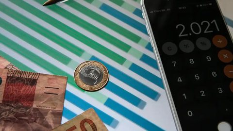 A calibragem da Selic é crucial para o controle da inflação e do consumo no Brasil - Imagem: Reprodução/ Marcello Casal JrAgência Brasi