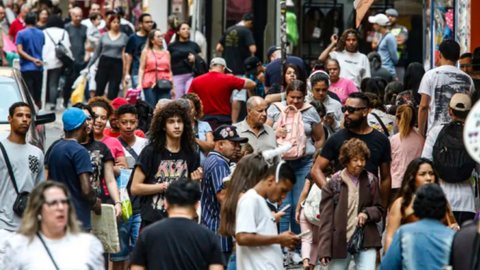 A taxa de subutilização da força de trabalho permanece estável em 13,8%, afetando 15,7 milhões de pessoas no Brasil - Imagem: Reprodução/Paulo Pinto / Agência Brasil