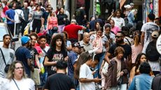 A taxa de subutilização da força de trabalho permanece estável em 13,8%, afetando 15,7 milhões de pessoas no Brasil - Imagem: Reprodução/Paulo Pinto / Agência Brasil