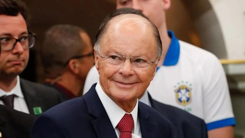 Declaração de Edir Macedo durante pregação viralizou nas redes e gerou debate sobre patrimônio, fé e doações religiosas. - Imagem: Reprodução / Alan Santos