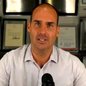 Eduardo Bolsonaro é alvo de representação apresentada ao Tribunal Superior Eleitoral após transmissão ao vivo em que questionou o sistema de urnas eletrônicas. - Imagem: Reprodução /  Rede Comunica Brasil