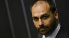 Decisão do presidente da Câmara pode levar à perda do mandato de Eduardo Bolsonaro - Imagem: Reprodução / Marcelo Camargo / Agência Brasil