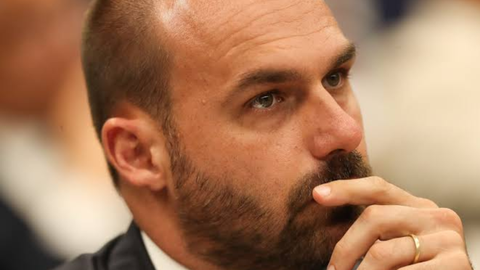 Supremo analisa denúncia contra o ex-deputado por suposta coação a autoridades brasileiras - Imagem: Reprodução