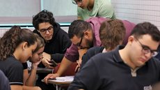 O Fies é uma importante política pública que facilita o acesso ao ensino superior privado para estudantes de baixa renda no Brasil - Imagem: Reprodução/José Cruz/Agência Brasil