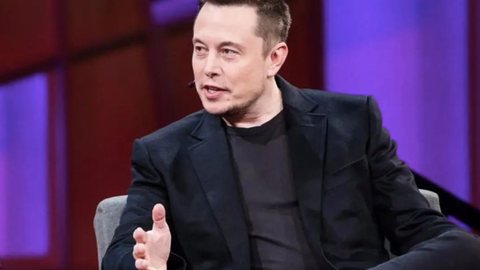 Elon Musk anuncia se vai comprar o Manchester United ou não - imagem: reprodução Instagram @elonmusk.ab