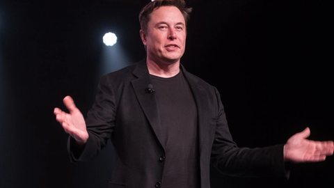 Elon Musk alegou que pretende comprar o Twitter para combater a polarização política - Imagem: reprodução/Facebook