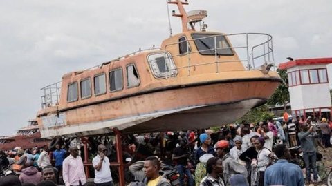 Embarcação naufraga em lago no Congo e resulta na morte de 78 pessoas - Imagem: Reprodução / BlueSky / @mynewzflash.bsky.social