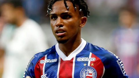 O Corinthians opta por encerrar conversas e reabre o mercado em busca de um atacante mais alinhado ao perfil desejado - Imagem: Reprodução/Bahia Futebol Clube