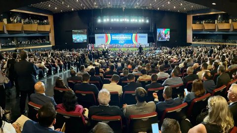 Mais de 20 mil gestores participaram do evento que promoveu diálogo e capacitação entre municípios e governo federal. - Imagem: Reprodução | Agência Brasil