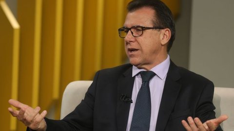 Luiz Marinho destaca os impactos negativos da jornada 6×1, especialmente para mulheres, durante debate na Câmara dos Deputados - Imagem: Reprodução/Valter Campanato/Agência Brasil