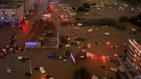 População é orientada a evitar ruas enquanto equipes de resgate atuam nas regiões afetadas - Imagem: Reprodução / X @jameswebb_nasa